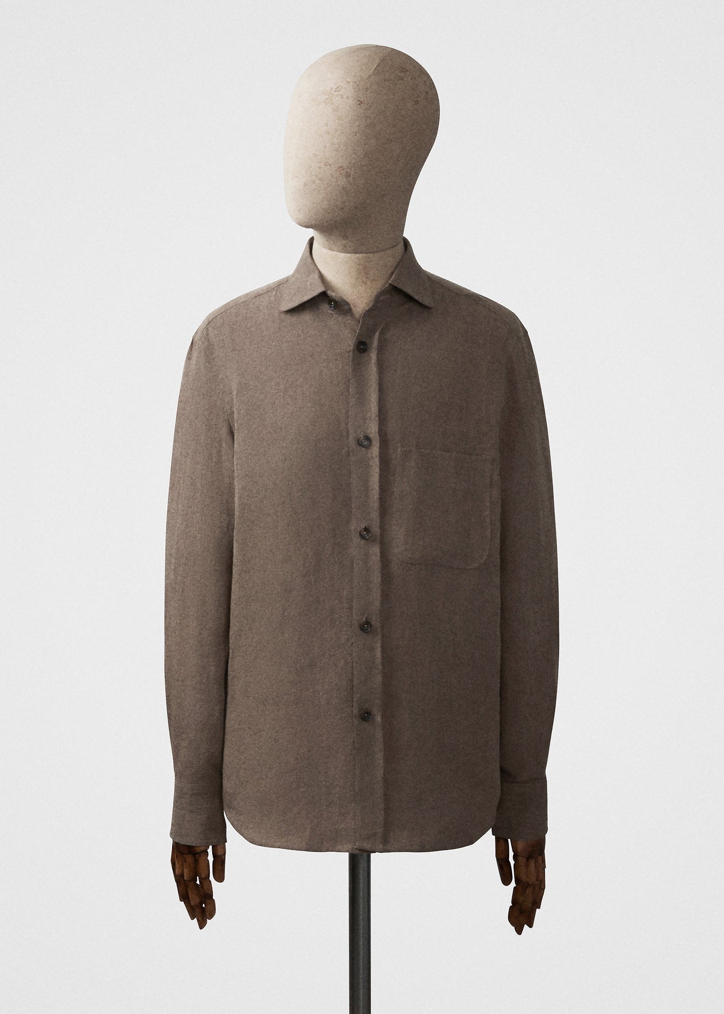 Linen shirt in tan